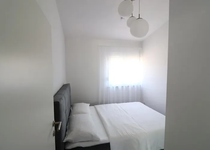 Vrsi Apartments